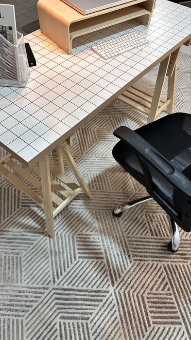 Ikea бюро 60х140 см