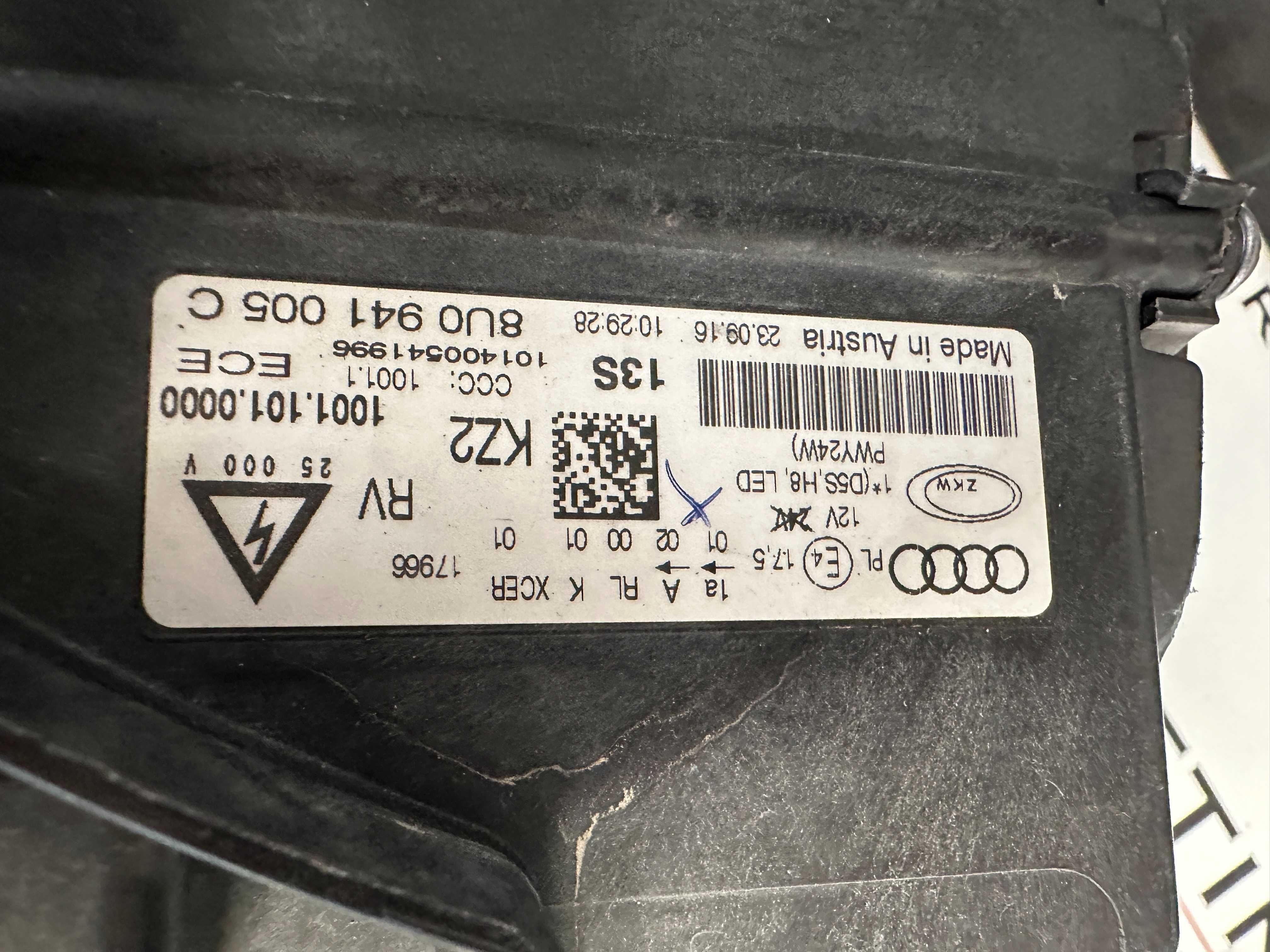 Фар фарове ляв Audi Q3 8U Facelift far farove Ауди Кю3 8У Фейслифт