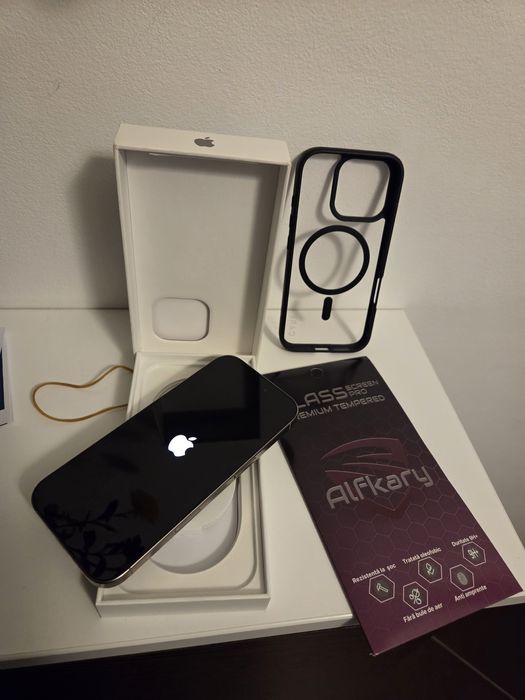 Vand iphone 16 Pro 256Gb nou la cutie