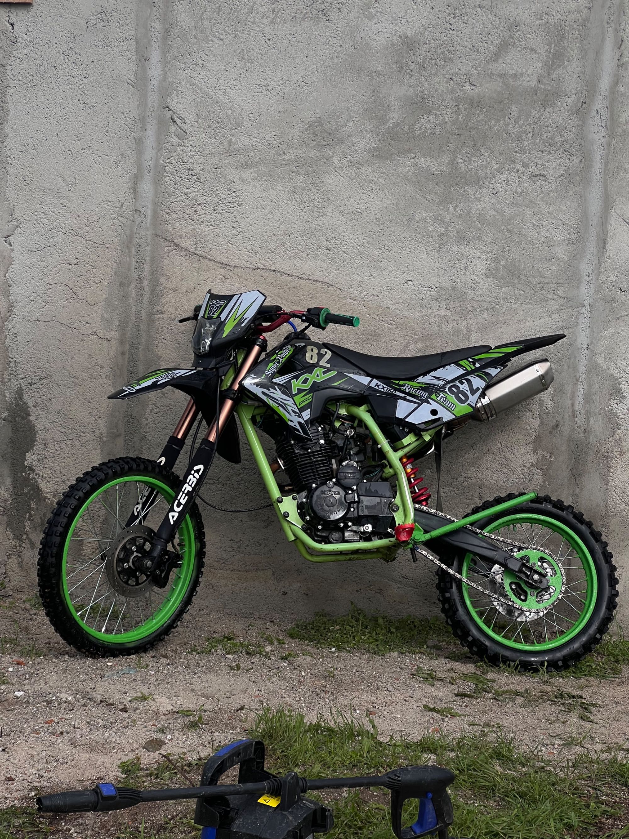 Prodavam krosov motor 150cc