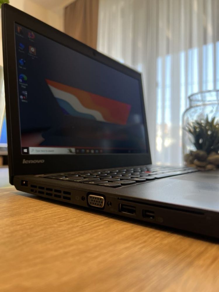 Лаптоп Lenovo ThinkPad X240