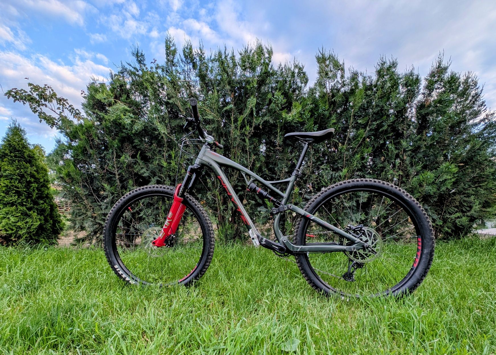 Планински велосипед White T-160S,не е Specialized, Scott, Canyon,Cube