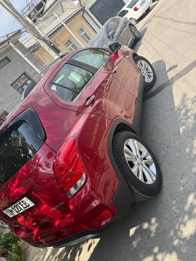 Treker 1 2019 yil ideal xolatda