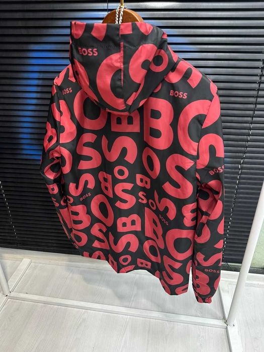 Мъжки ветровки Boss