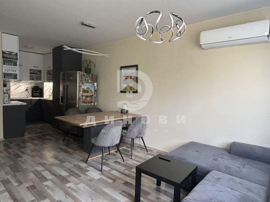 Продава се Двустаен апартамент в Стара Загора, Три чучура - център - 66 кв.м за 2046 €/кв.м - Снимка #4