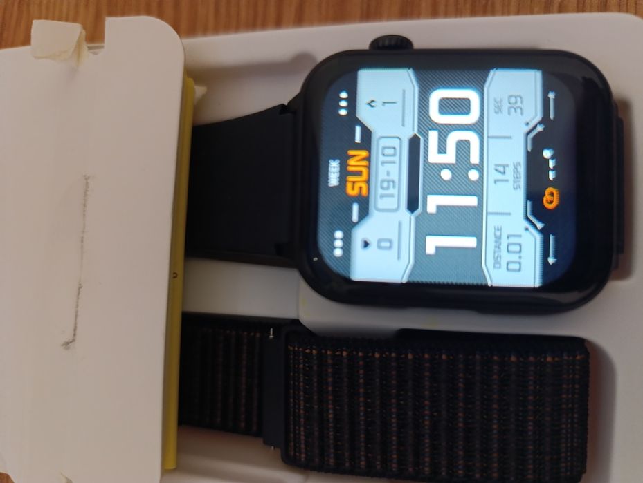 Vând Smart watch nou