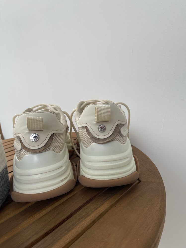 Сникърси Steve Madden 39 н.