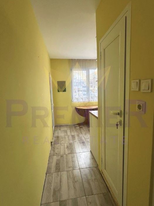 Продава се Двустаен апартамент в София, Обеля 2 - 65 кв.м за 2147 €/кв.м - Снимка #4