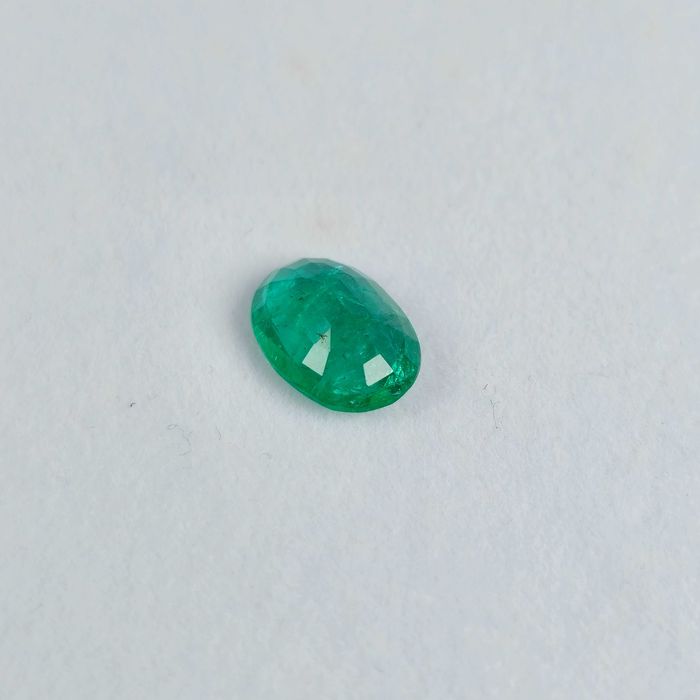 Естествен изумруд 2.39 ct