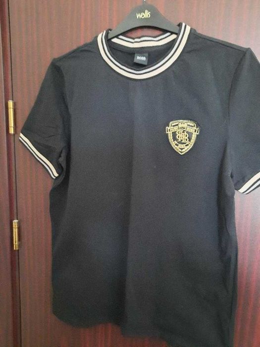 Tricou Boss masura L nou