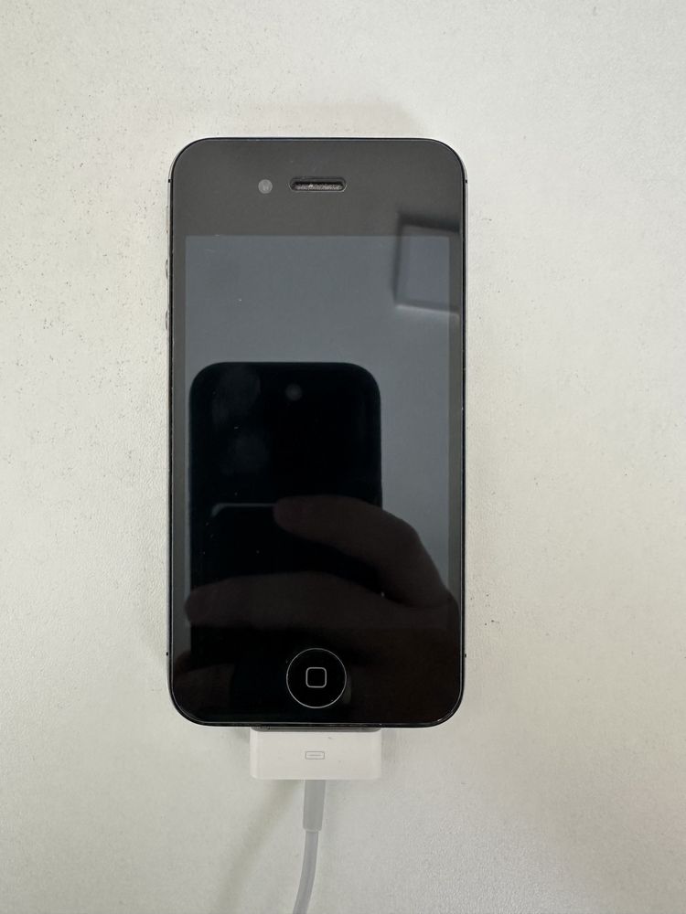 iPhone 4S, Black 16Gb, легенда
