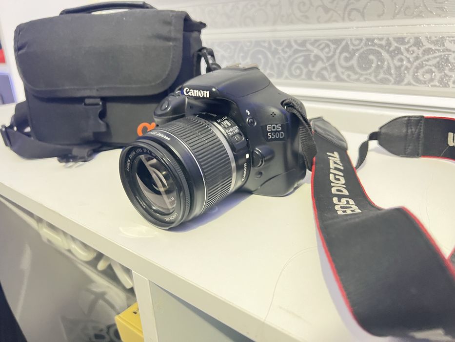 Canon e550d фотоопарат зеркальный