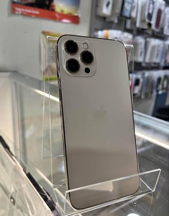 iPhone 12 PRO MAX cu 95% Bateria