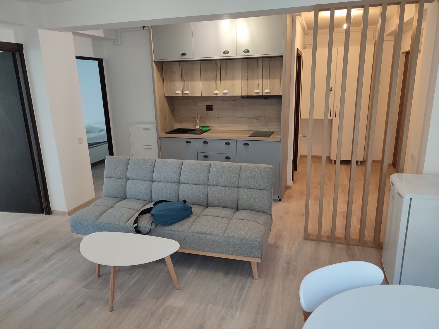 Apartament cu 3 camere și loc de parcare in Mamaia, zona Hotel Regal