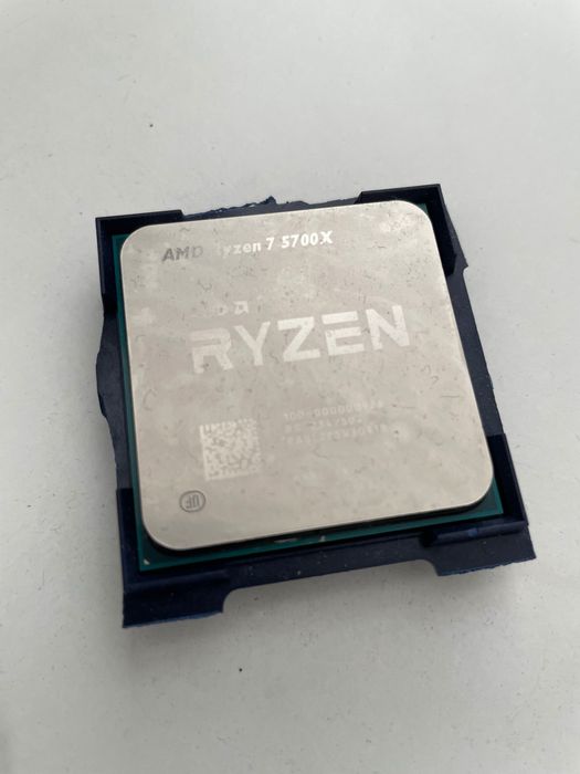 Процессор AMD Ryzen 7 5700x