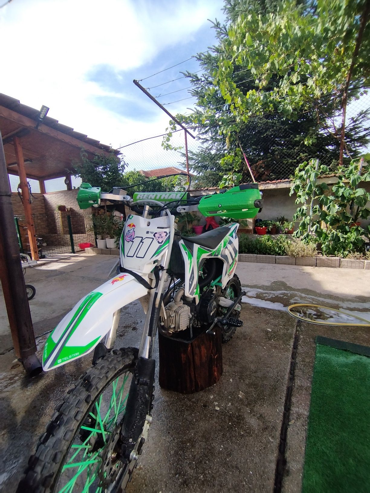 Продавам Telstar 125cc

Продавам мотор
Пали от първия път, поддържан е
