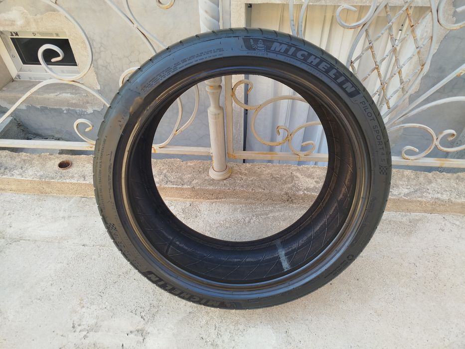 225 40 R19 Shina Michelin 1 dona