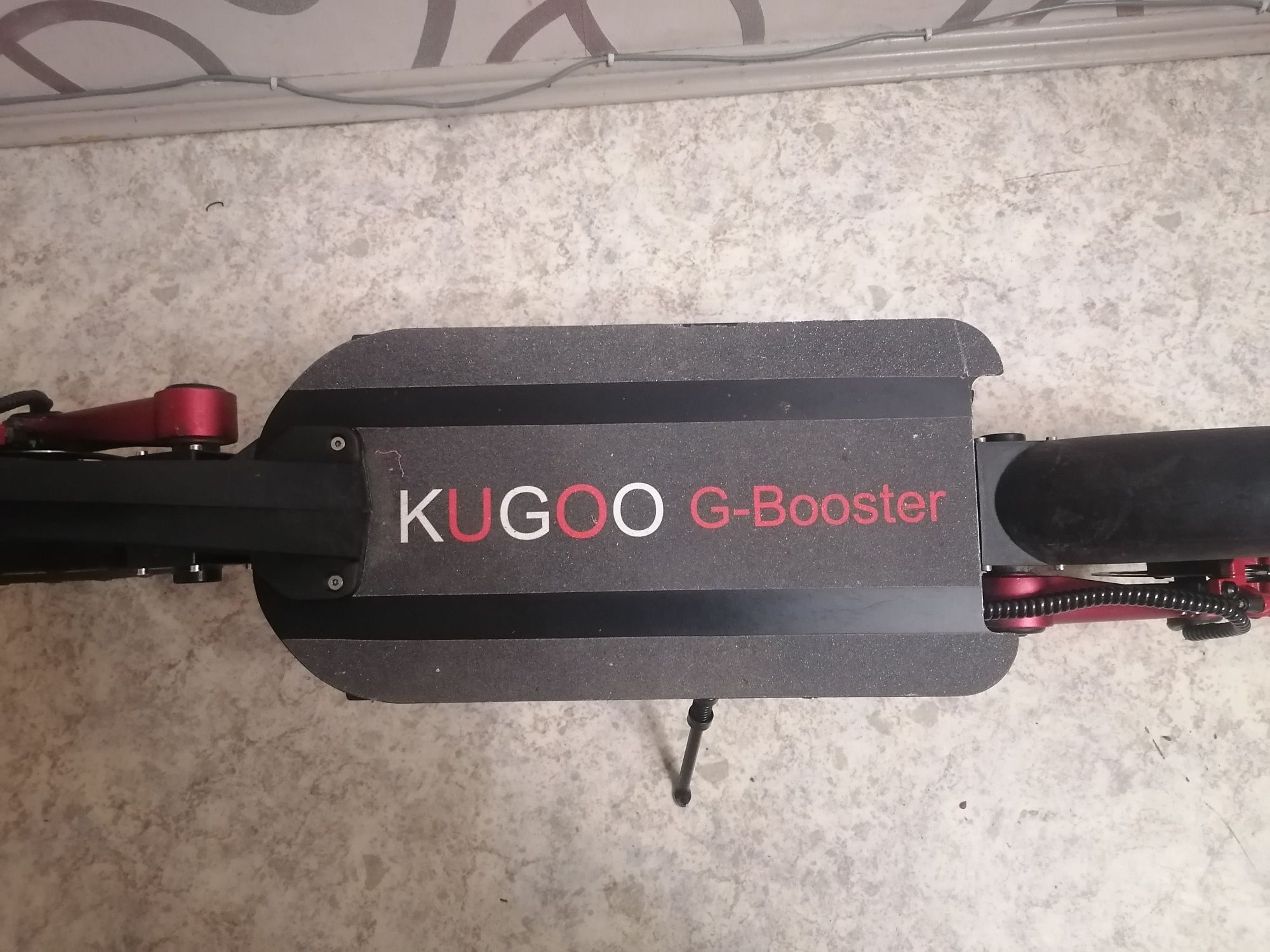 Продам электросамокат Kugoo G-Booster