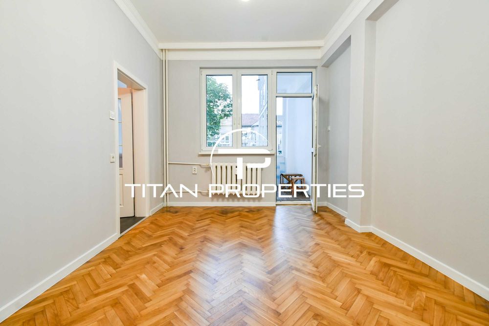 Дава се под наем Тристаен апартамент в София, Център - 90 кв.м за 899 € - Снимка #3