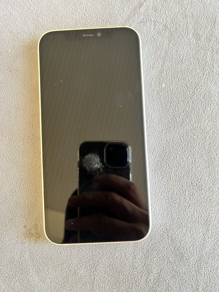 Iphone 12 xolat ideal