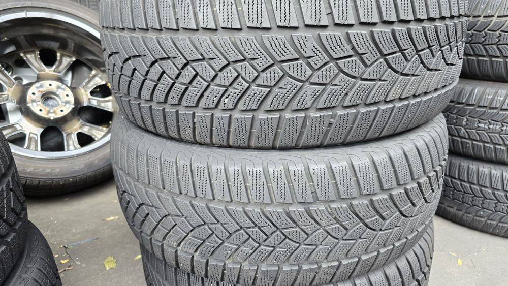 4 anvelope iarnă Goodyear 215/55/17 - 6.5 mm
