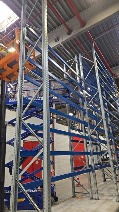 Rafturi metalice industriale