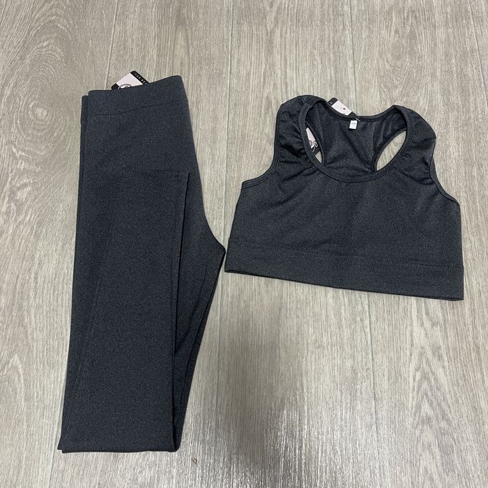 Костюм для фитнеса, йоги, спортзала. Новый, лосины и топ