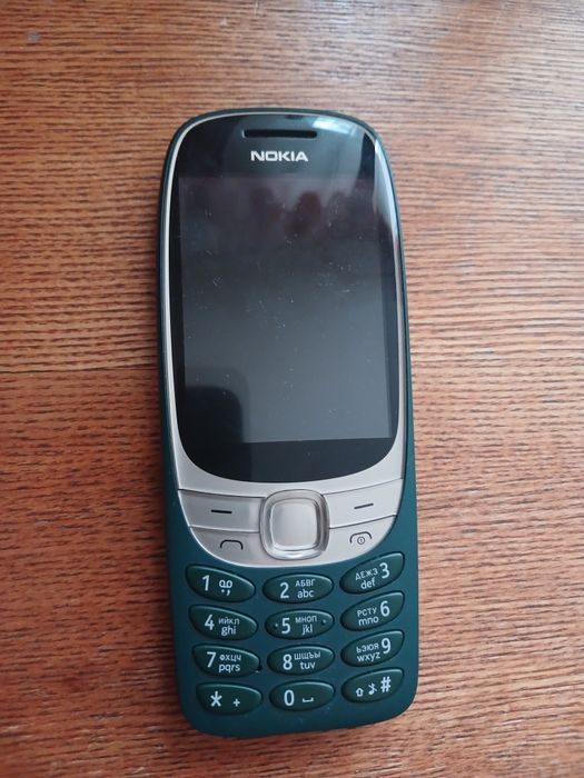 Телефон Nokia 6310