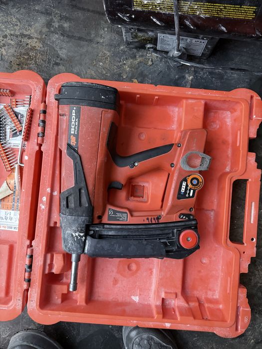 Pistol cu gaz de batut cuie SPLIT , pulsa