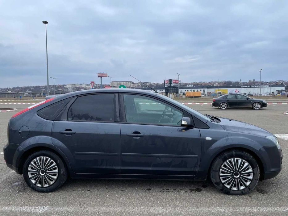 Vând Ford Focus 2.0 TDCI