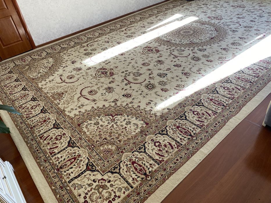 Кілем 4х7 , дорожкасы 1,5х3,70