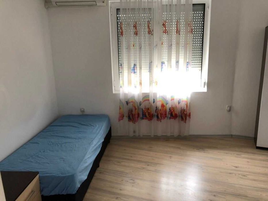 Дава се под наем Тристаен апартамент в Пловдив, Кършияка - 75 кв.м за 433.5 € - Снимка #10