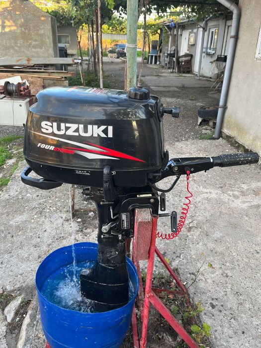 Motor de barca Suzuki 6 cp, 4 timpi, cizma lunga!