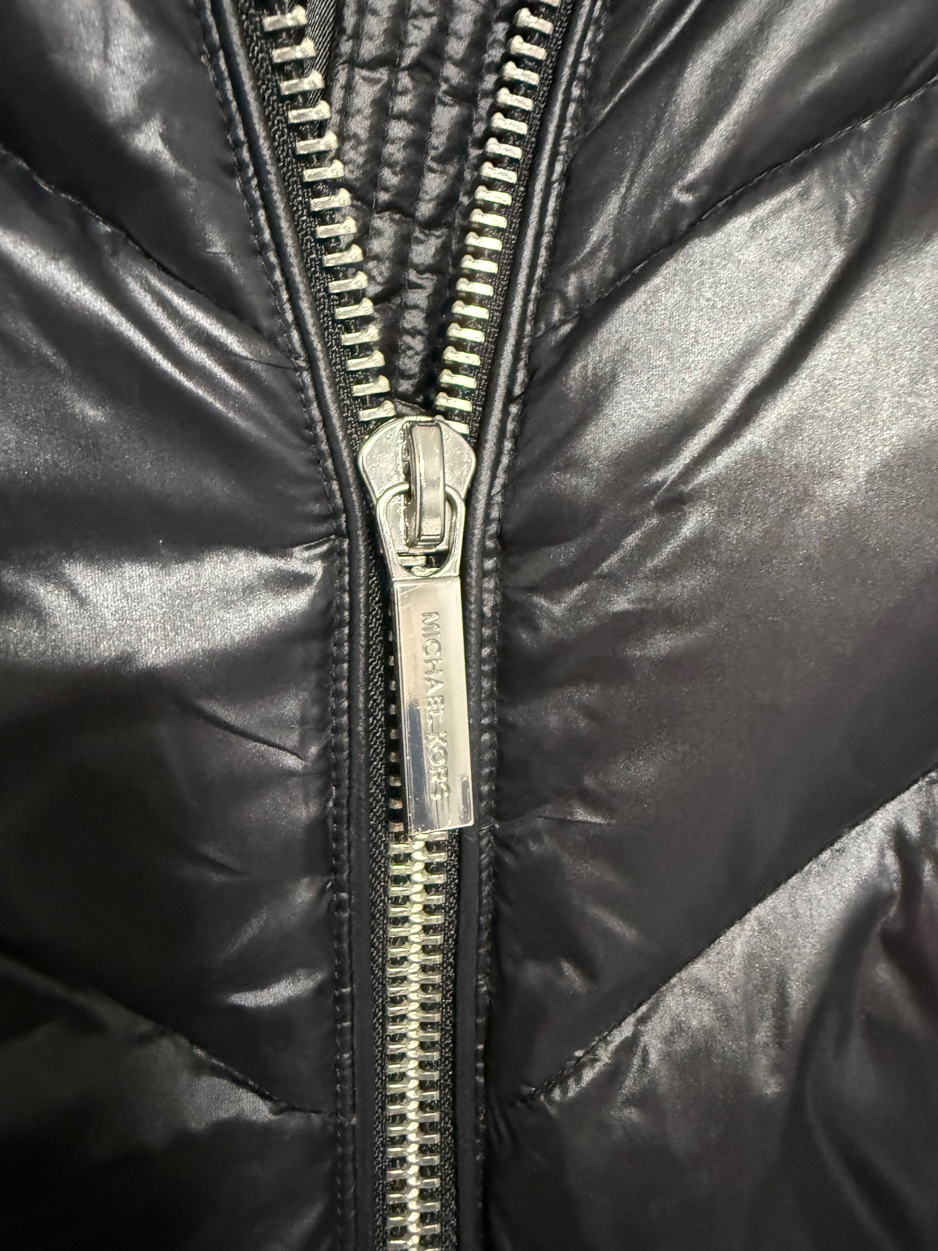 Яке Micheal Kors