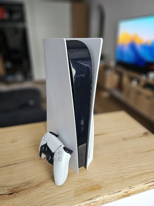 PlayStation 5 (PS5)