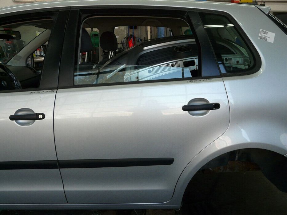 Bara Fata VW Polo 9n LA7W arginitiu ,Haion,capota LB5N LC9Z