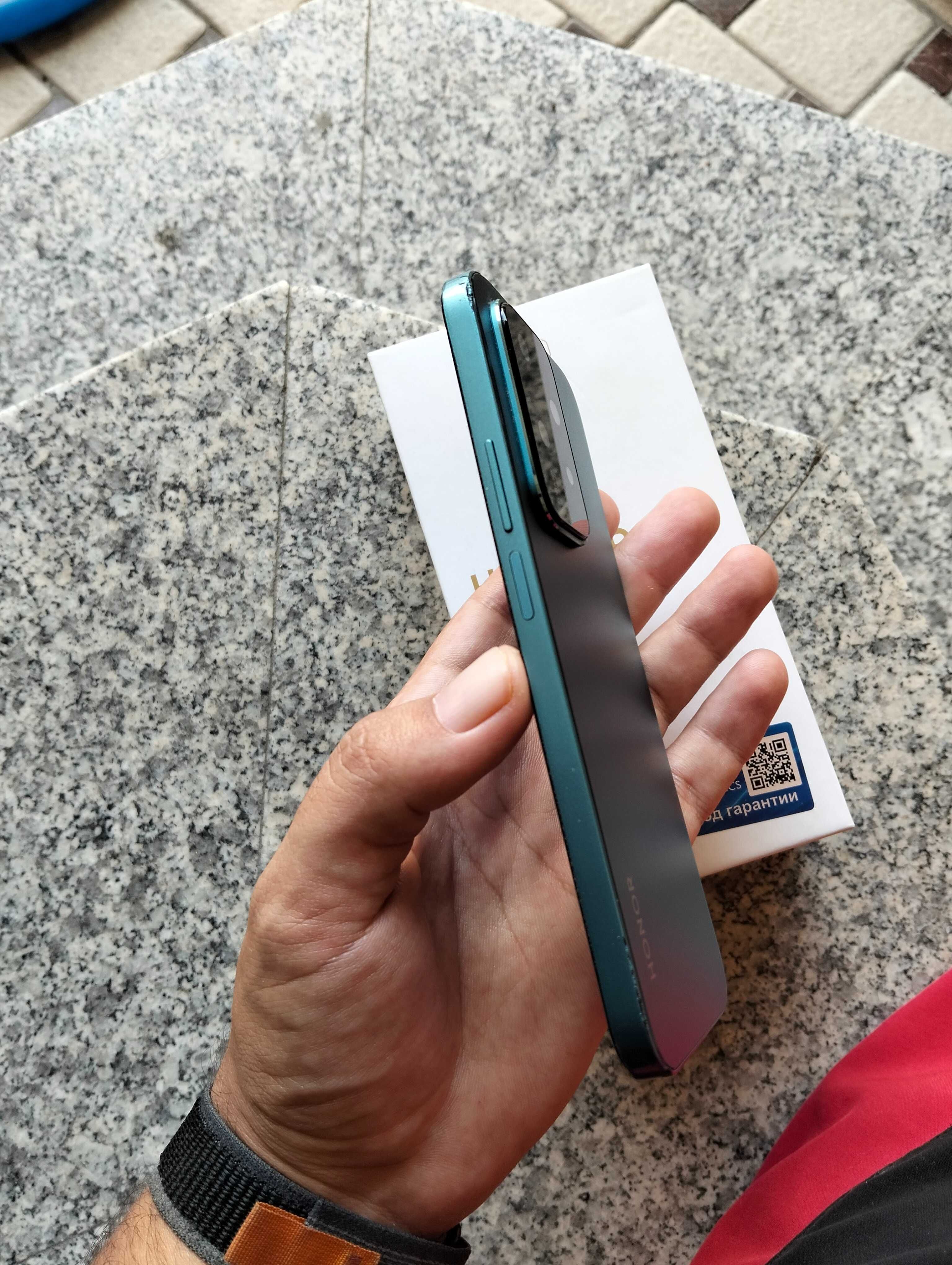 Honor 200 lite 5G (SubFlagman) 8+8/256 гб в отличном состоянии с кор..