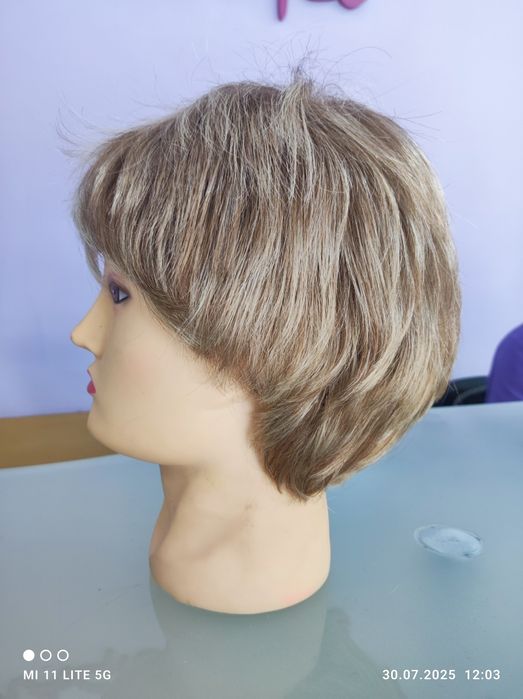 Perucă păr scurt blond
