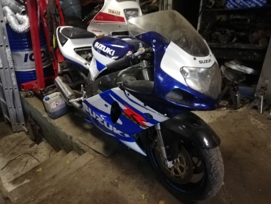 На части Honda CBR900 , срад 750 , к1 750