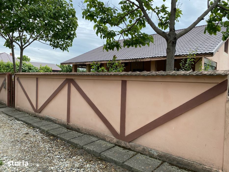 Vând casă județul Teleorman cu utilități de microfermă