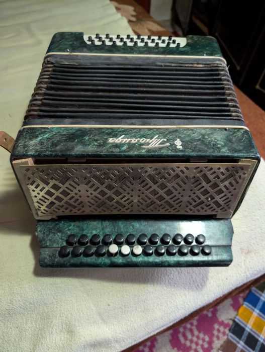 Harmonică rusească