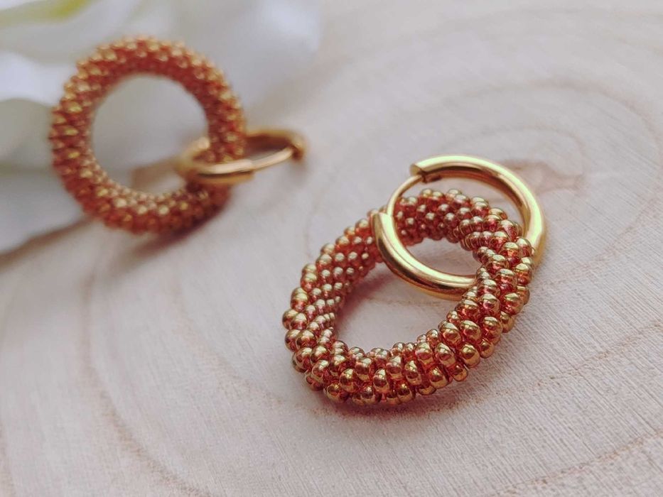 Ръчно изработени обеци халки с висулка от Японски мъниста, Стомана