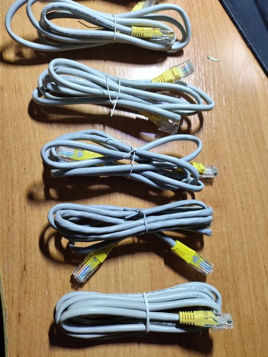 Продам UTP пачкорд (LAN Лан кабель), для интернета, длина 1 метр..