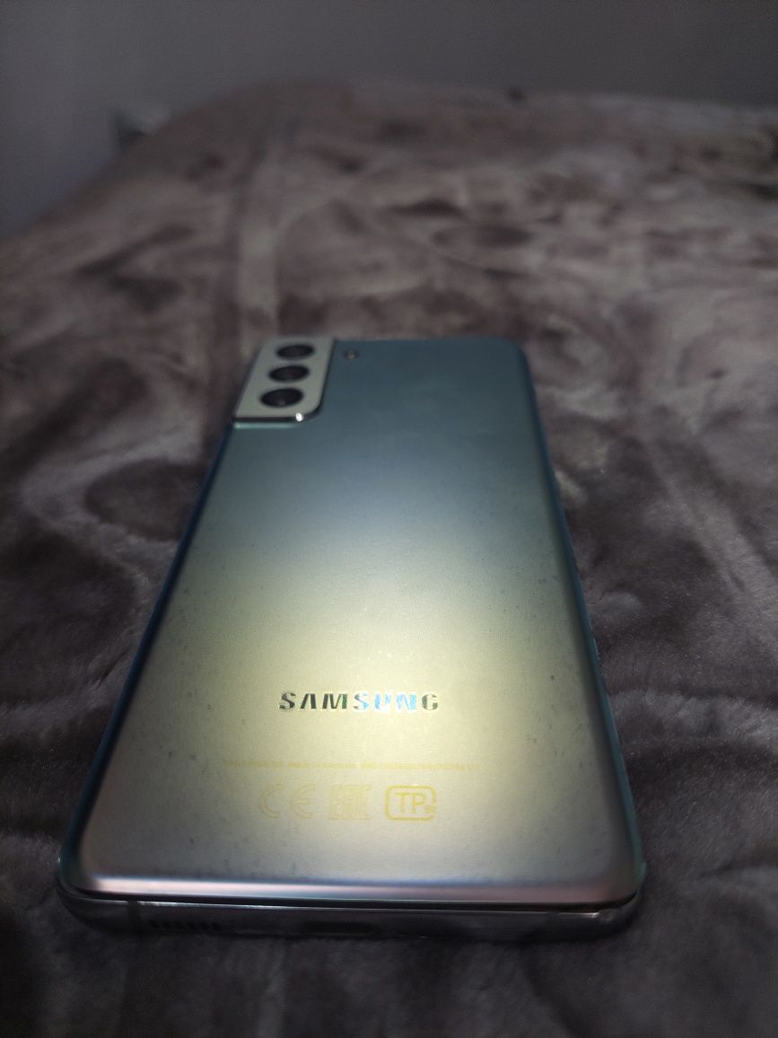 Samsung S21+ 8/128Гб  Не включается