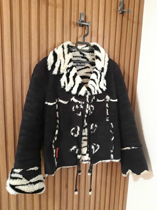 Палта BURBERRY , MANGO, ZARA и Katerina