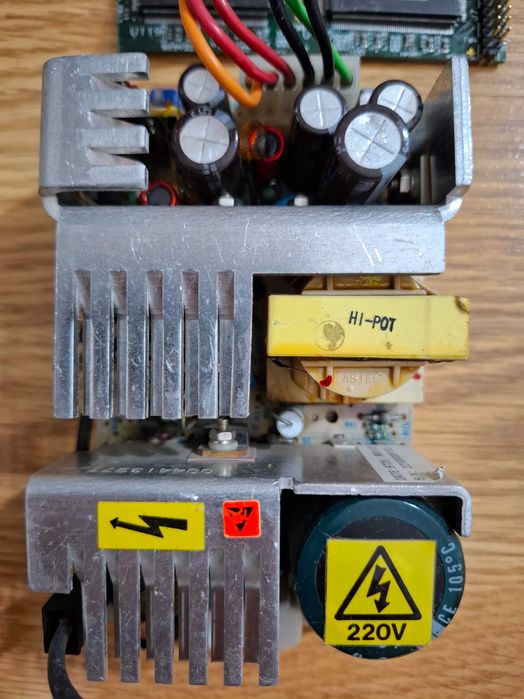 Surse de alimentare in comutatie 220V diferite modele si tensiuni