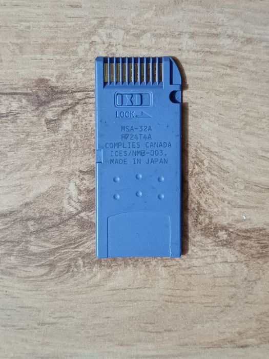 Card memorie Sony 32 MB in stare buna