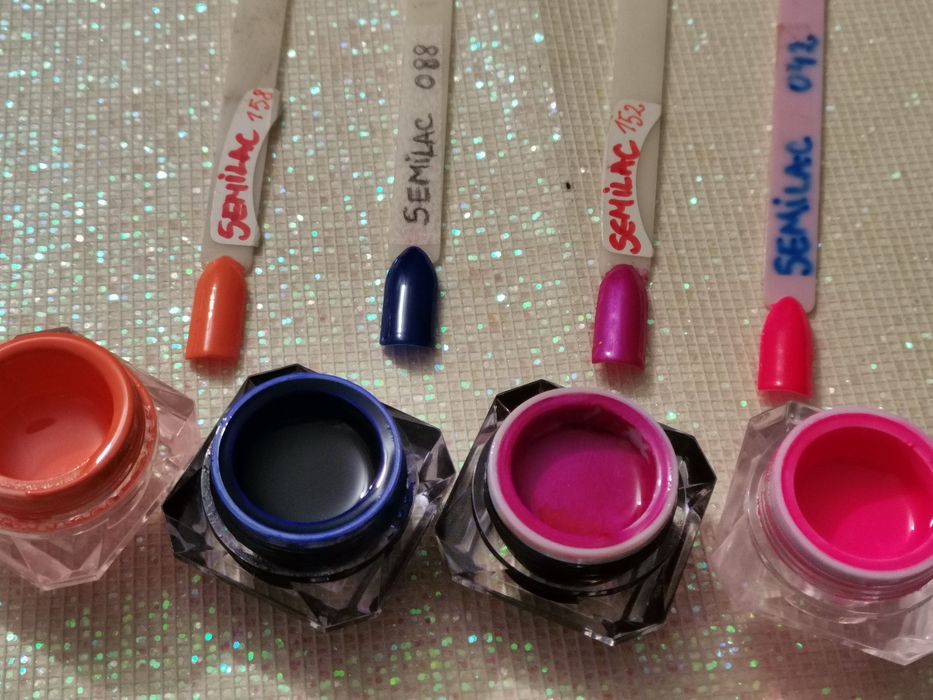 Produse nail art si geluri uv
