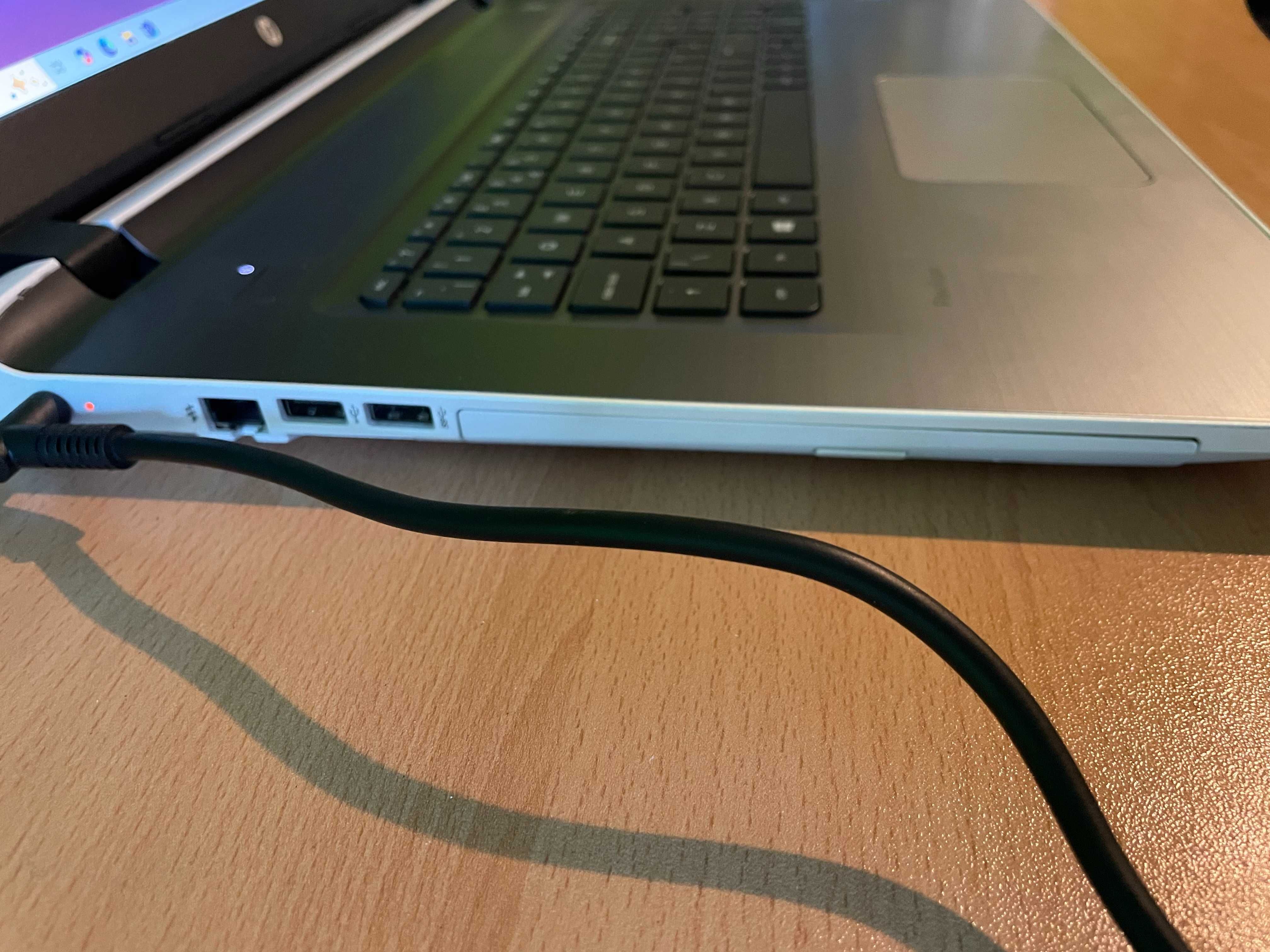 HP Pavilion 17 - 17.3''HD+, i5-5020u Broadwell, 8GB RAM, 180GB SSD