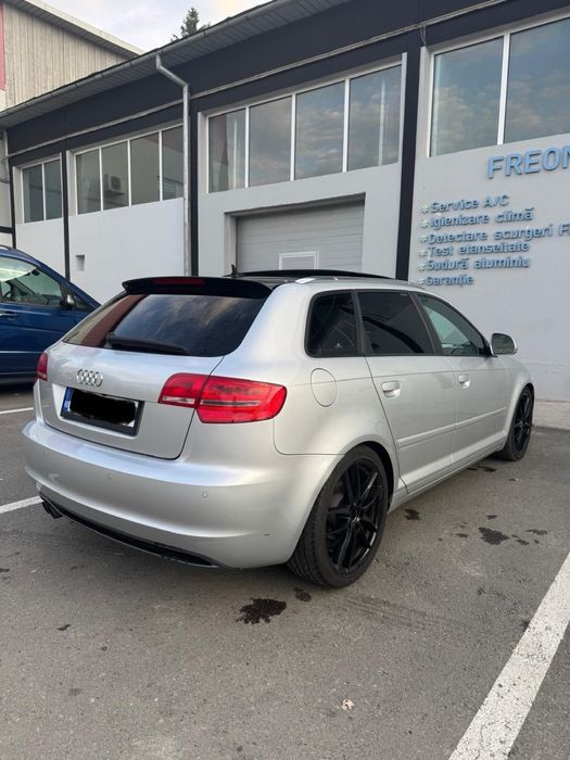 Audi A3 S-line.